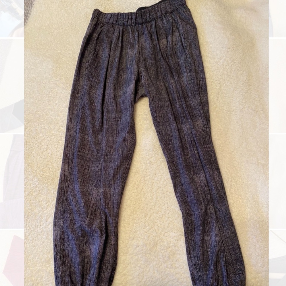Lululemon pants